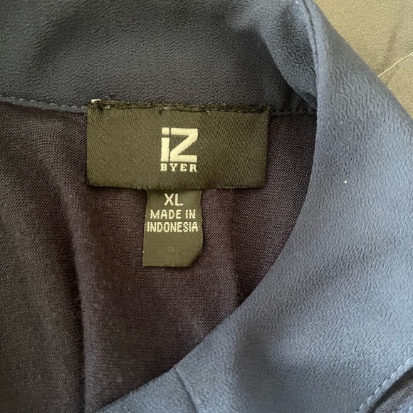 IZ BYER | Sleeveless top blouse shirt asymmetrical Flowy layered top. Size XL - Picture 3 of 5